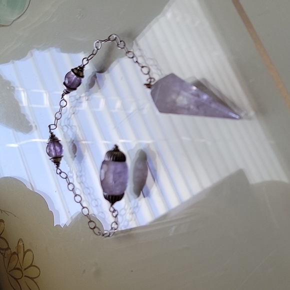 Amethyst Pendulum Crystal 🔮 - Picture 3 of 4